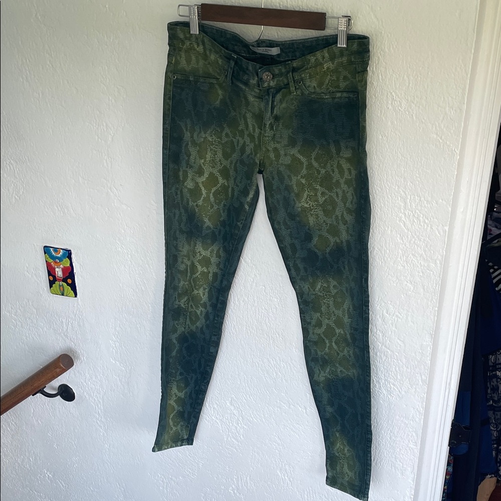 Rich & Skinny Teal Green Python Print Jeans Size 29